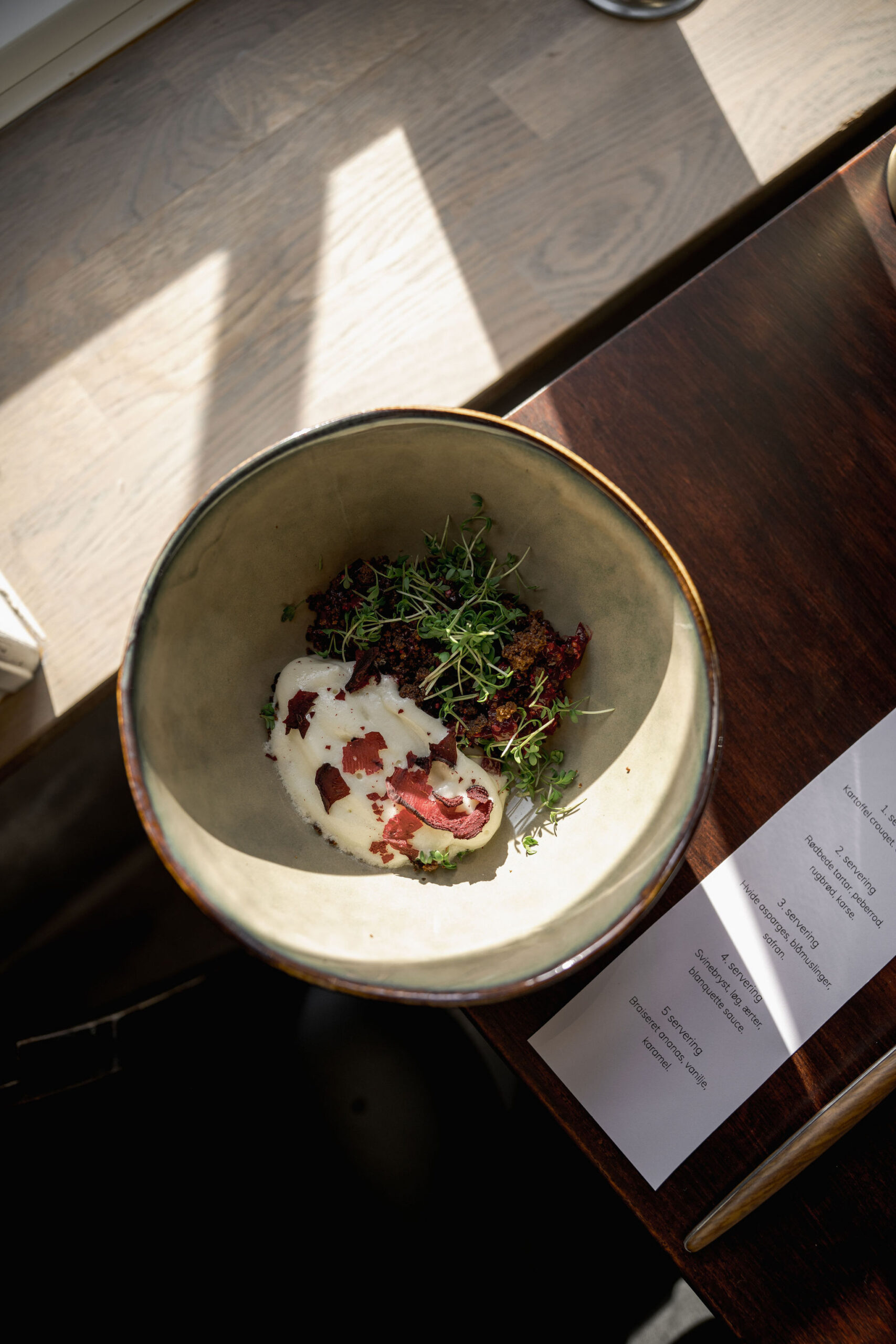 Restaurant No.12 — stemning og servering